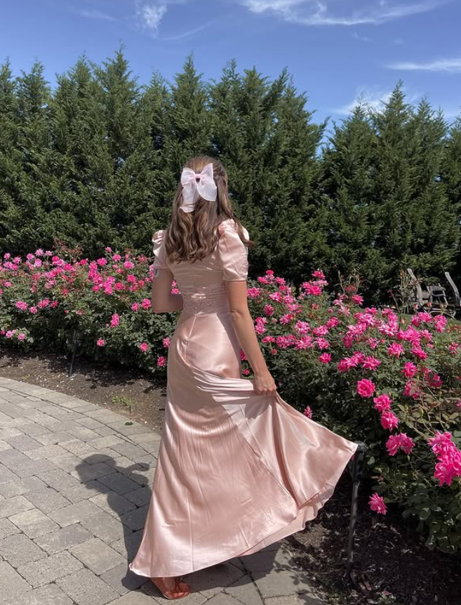 Gentle Light Pink A Line Puff Lace Satin Prom Dress Outfits SH4866