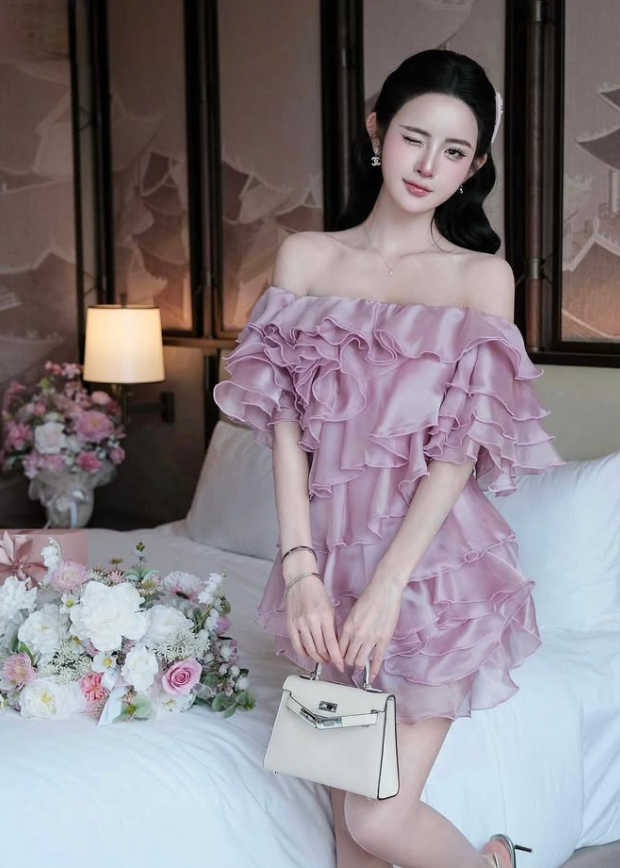 Cute A Line Off the Shoulder Pink Layered Chiffon Short Homecoming Dress Outfits SH4679