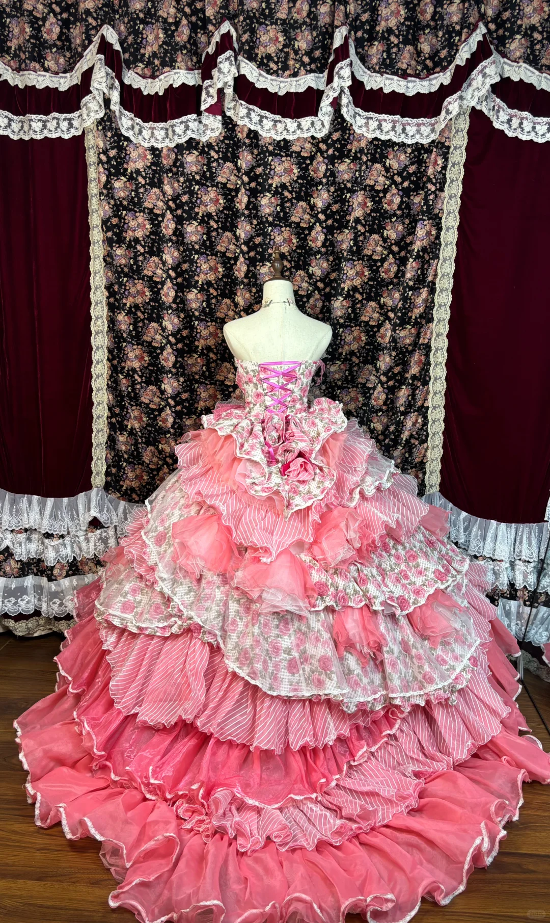 Vintage Pink Print Floral Ball Gown Strapless Layered Tulle Prom Dress Sweet 16 Dress SH5776