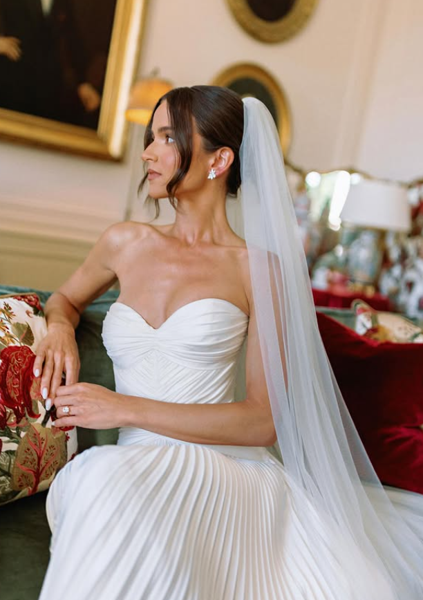 Unique A Line Sweetheart Neck Pleated White Satin Wedding Dresses SH4703