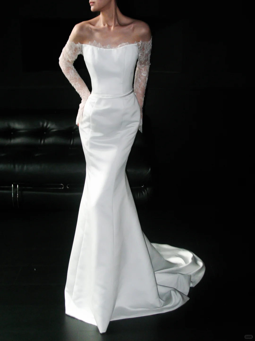 Graceful Mermaid Long Sleeve White Lace Satin Long Wedding Dress SH5869