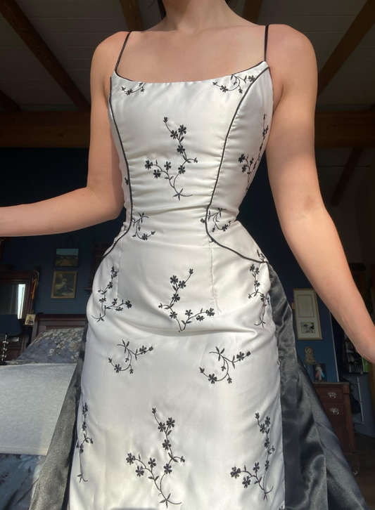 Retro A Line Spaghetti Strap Black Embroidery Floral Satin Prom Dress Evening Dress SH5909