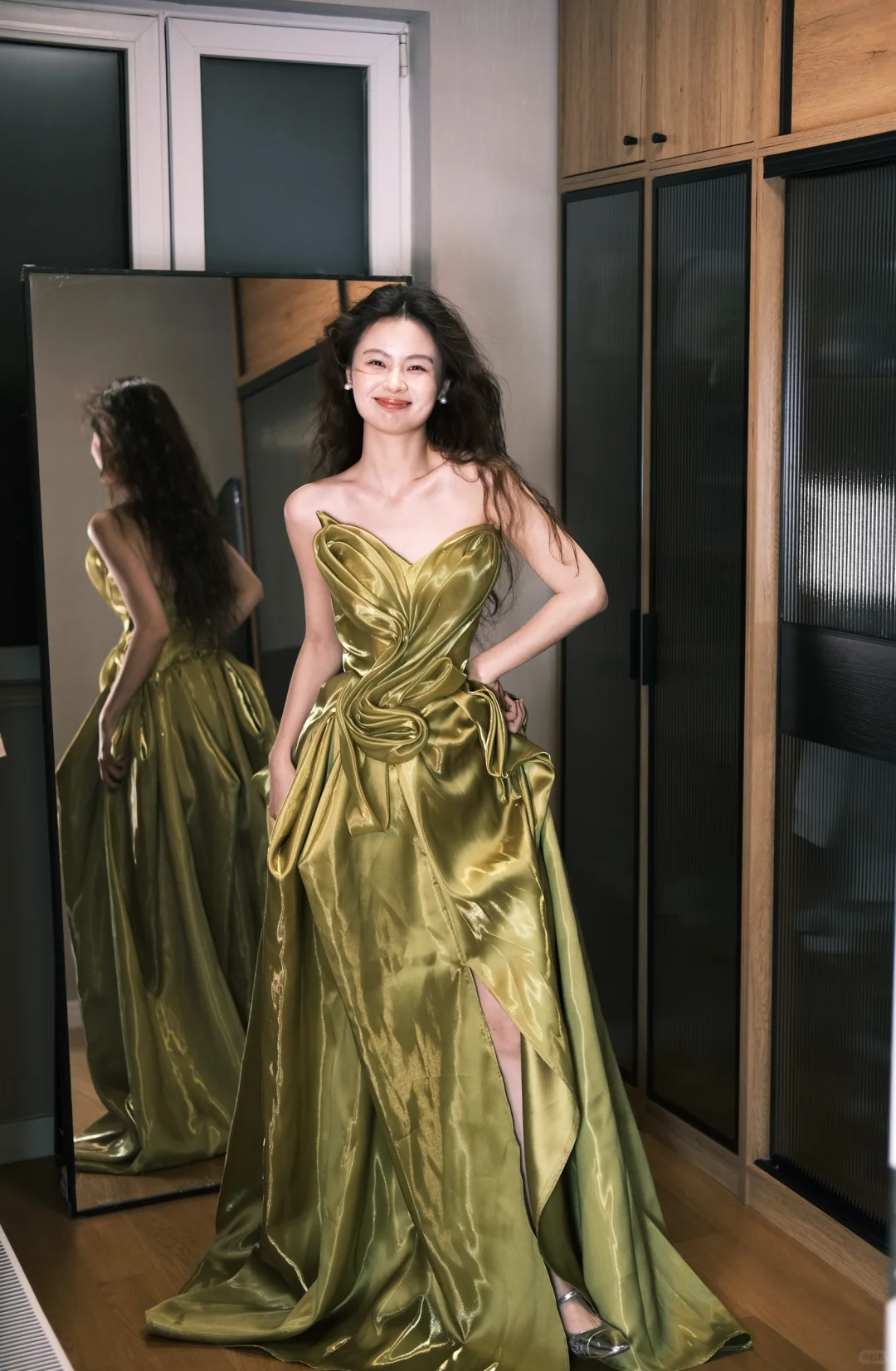Olive Green A Line Sweetheart Neck Pleated Satin Long Prom Dress Formal Gown SH4181