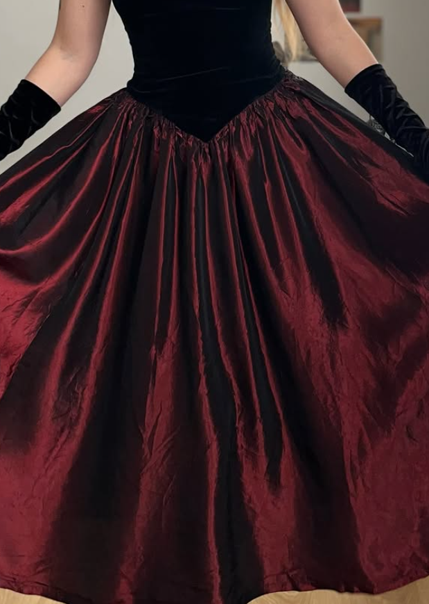 Vintage A Line Strapless Black Velvet Burgundy Satin Prom Dress Evening Dress SH6074