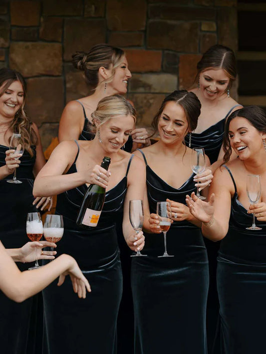 Black Velvet Pleating Crowl Neck Sheath With Silt Long Bridesmaid Dresses SH5573