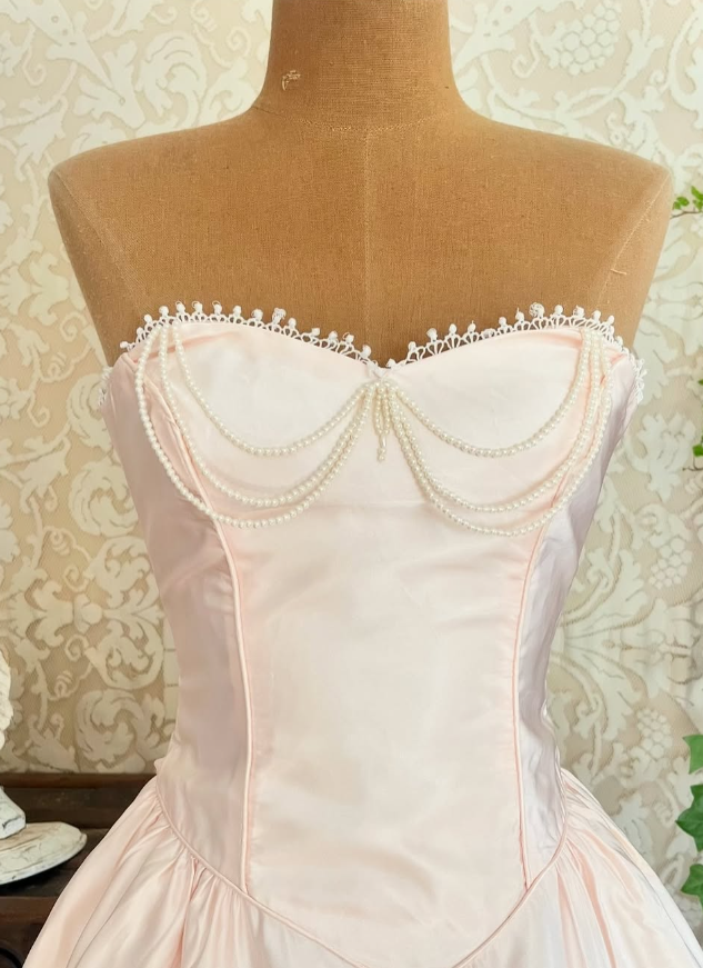 Vintage Sweetheart Neck Pearls Lace Light Pink Satin Birthday Dress Wedding Dress SH1865