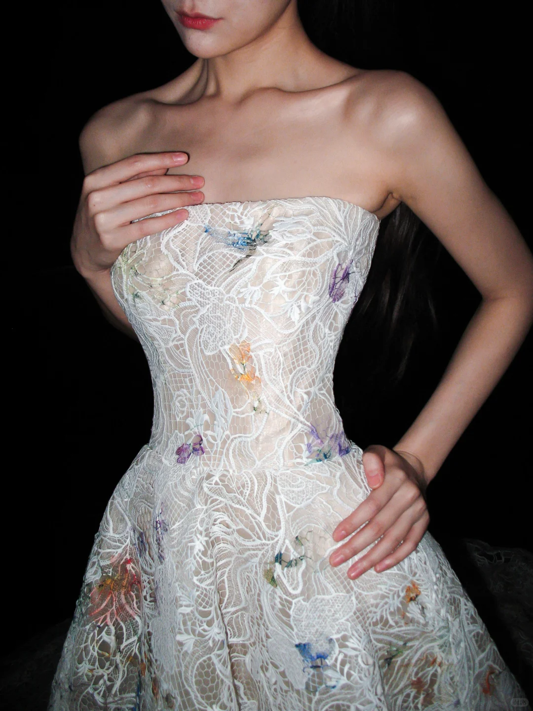 Colorful A Line Strapless White Exquisite Lace Long Wedding Dress SH8882
