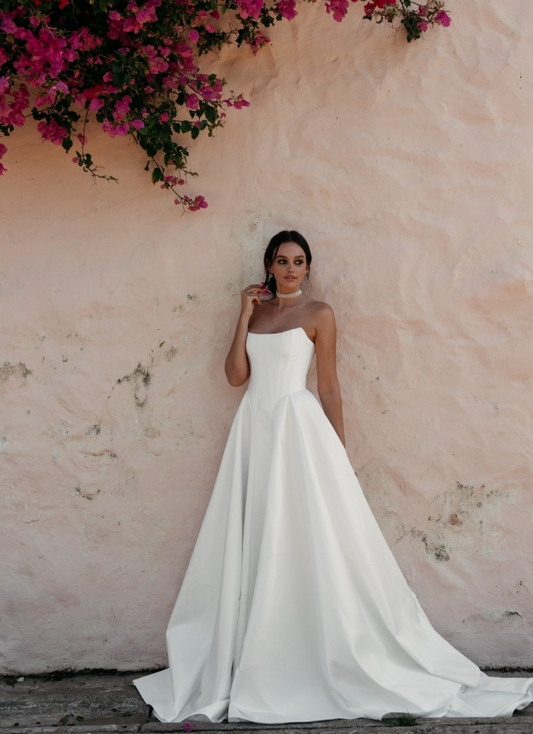Simple Ball Gown Strapless White Satin Wedding Dress SH4121