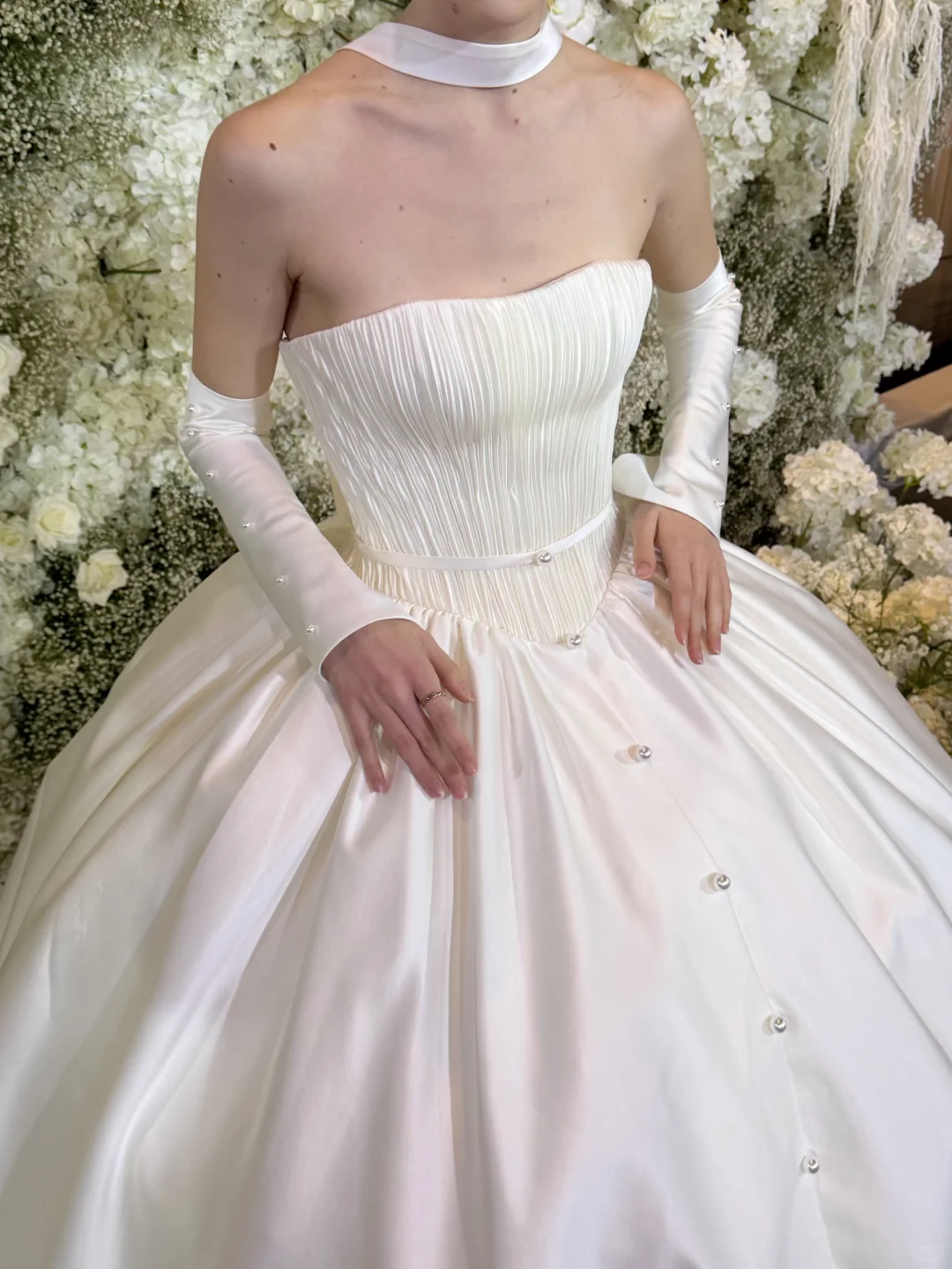 Classic Simple Ball Gown Strapless White Satin Long Sweep Wedding Dress SH5280