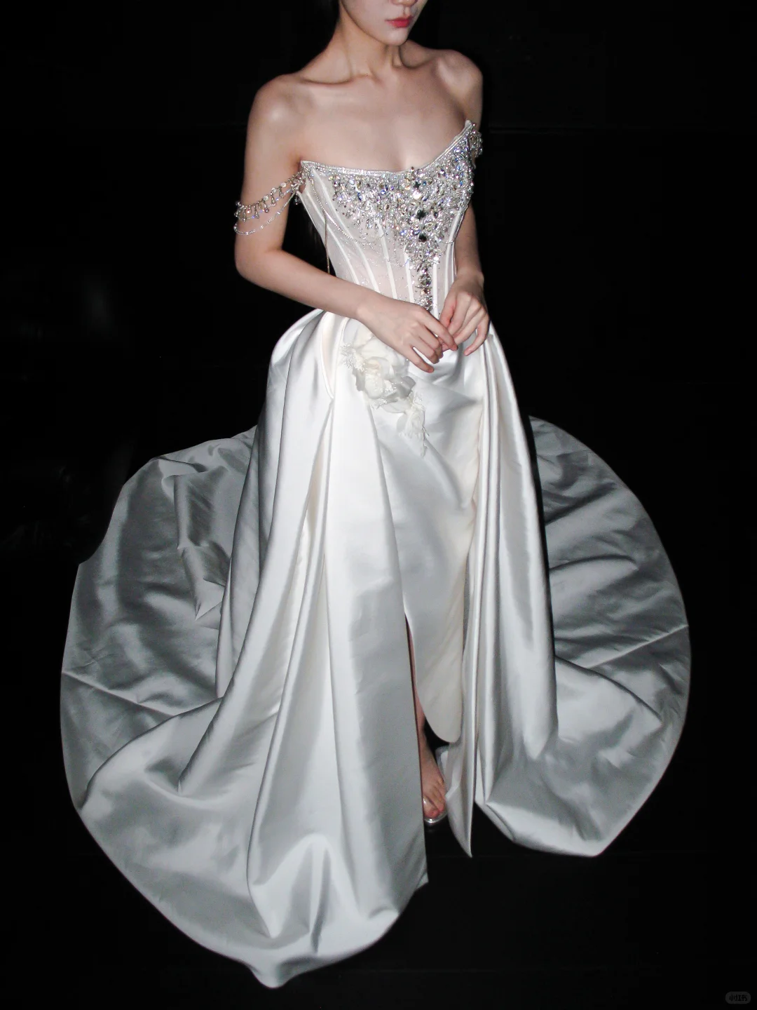 Shiny A Line Straps Rhinestone White Satin Long Wedding Dress with Slit SH8884