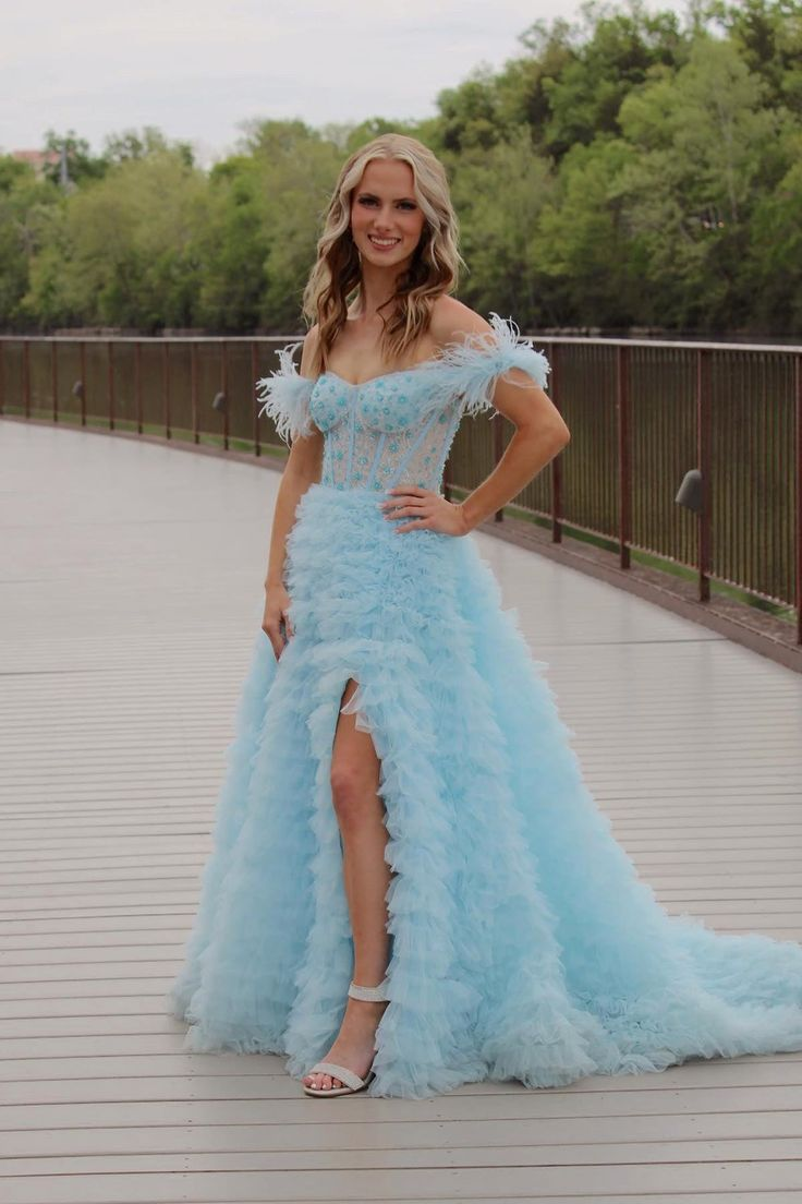 Sky Blue Princess Slit Evening Dress Feathers Straps Tulle Beaded Tiered Long Prom Dress SH1051