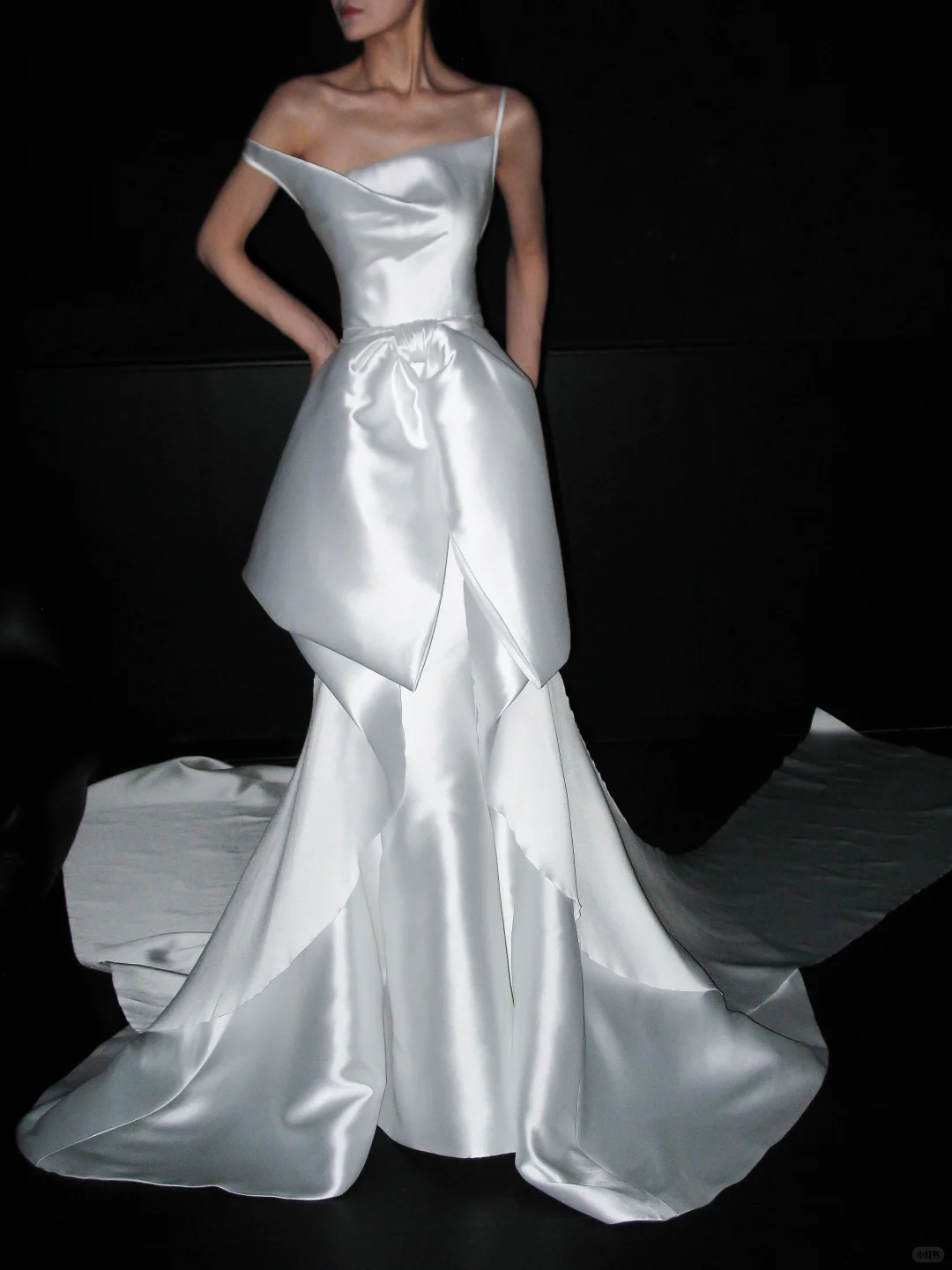 Stylish Mermaid Spaghetti Strap White Layered Satin Long Train Wedding Dress SH8900