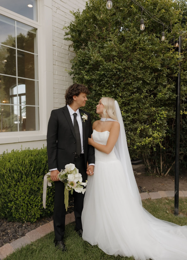 Classic Simple A Line Strapless White Tulle Satin Long Wedding Dress SH6192