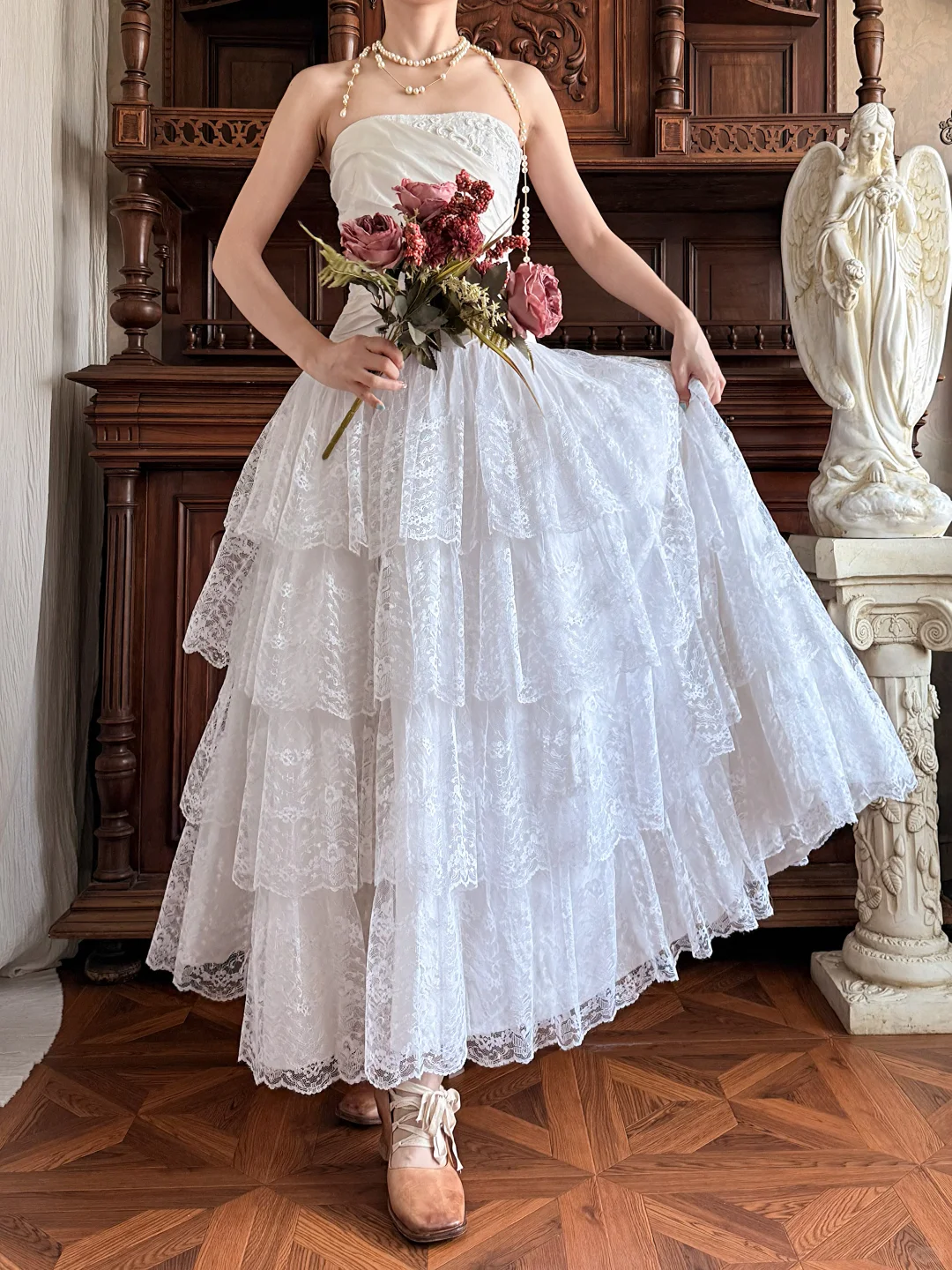 Vintage Princess White A Line Layered Lace Satin Long Prom Dress Evening Dress SH5658