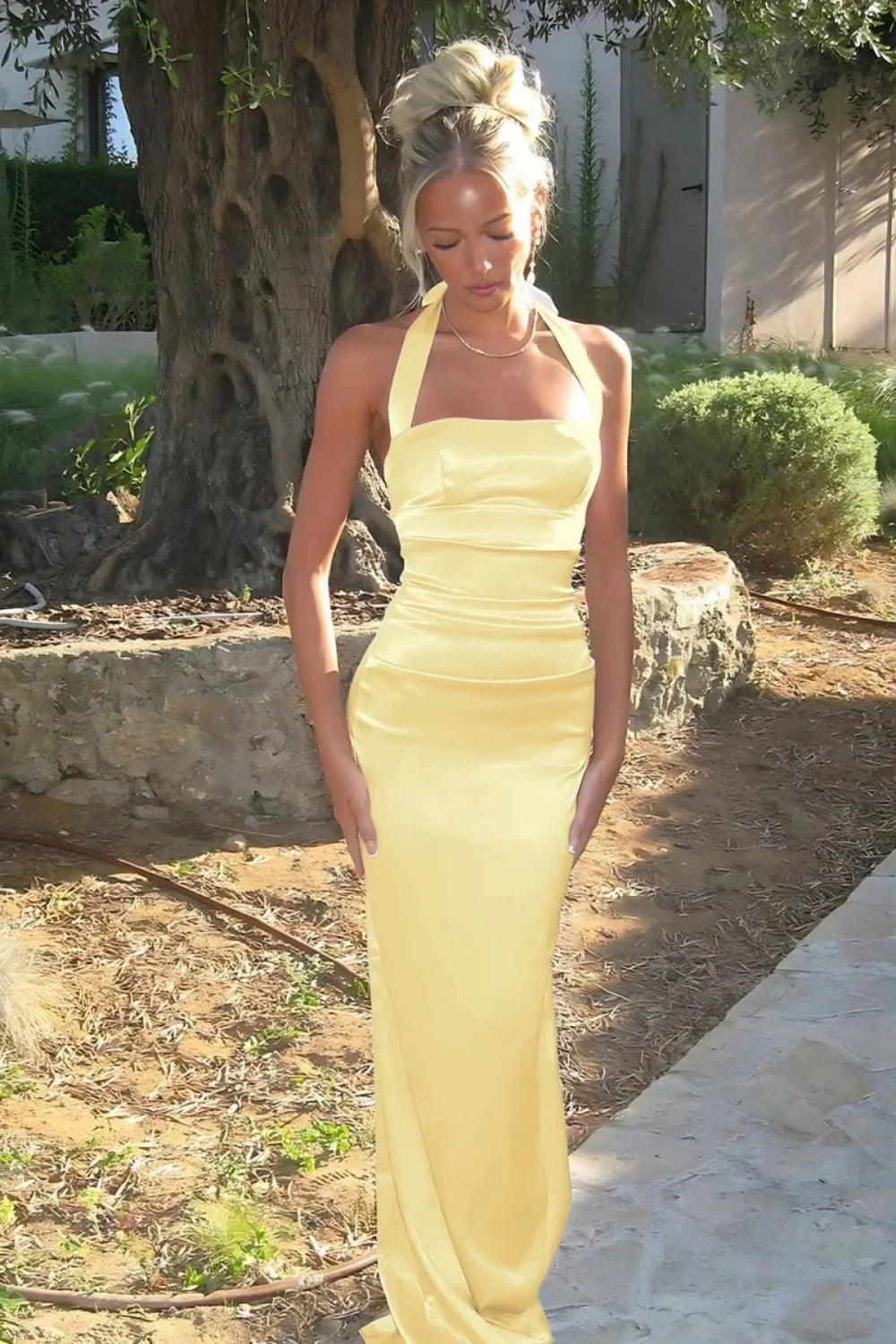 Cute Sheath Halter Neck Yellow Long Prom Dress with Bowknot SH7793