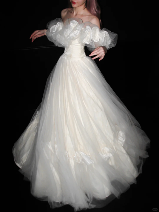 Elegant Princess Ball Gown Off the Shoulder Floral Tulle Wedding Dress SH5552