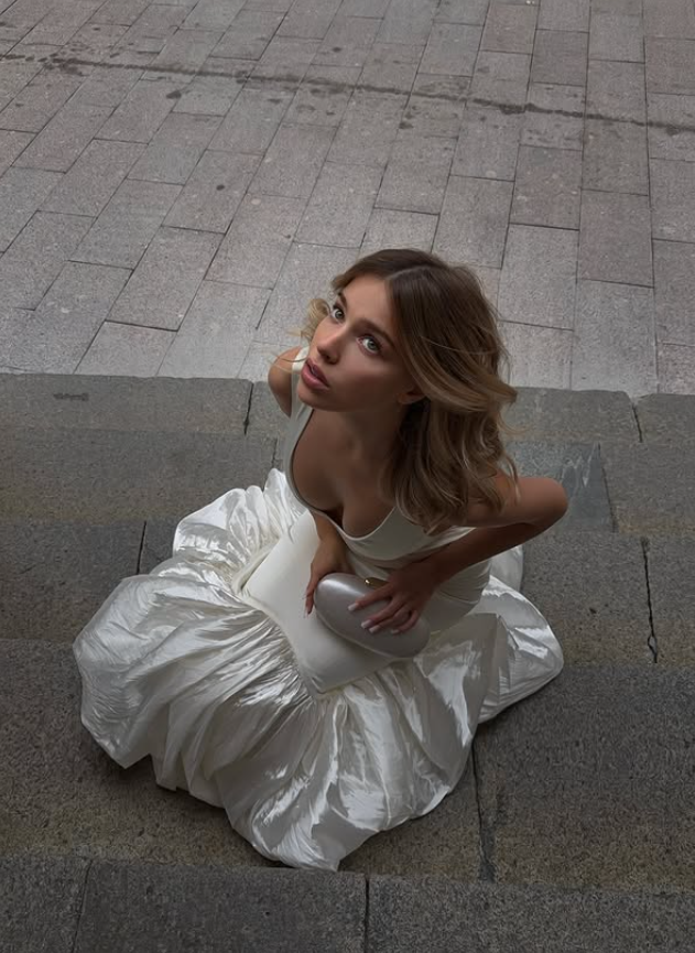 White Elegant Mermaid V Neck Satin Long Prom Dress Wedding Dress SH4616