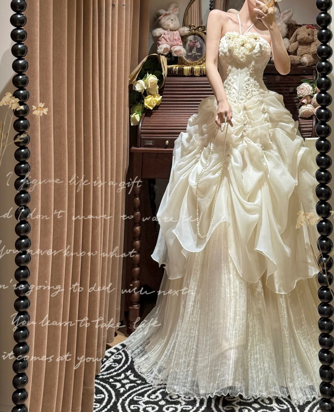 White A Line Halter Floral Beaded Pleated Organza Prom Dresses 18th Birthday Dresses SH4639