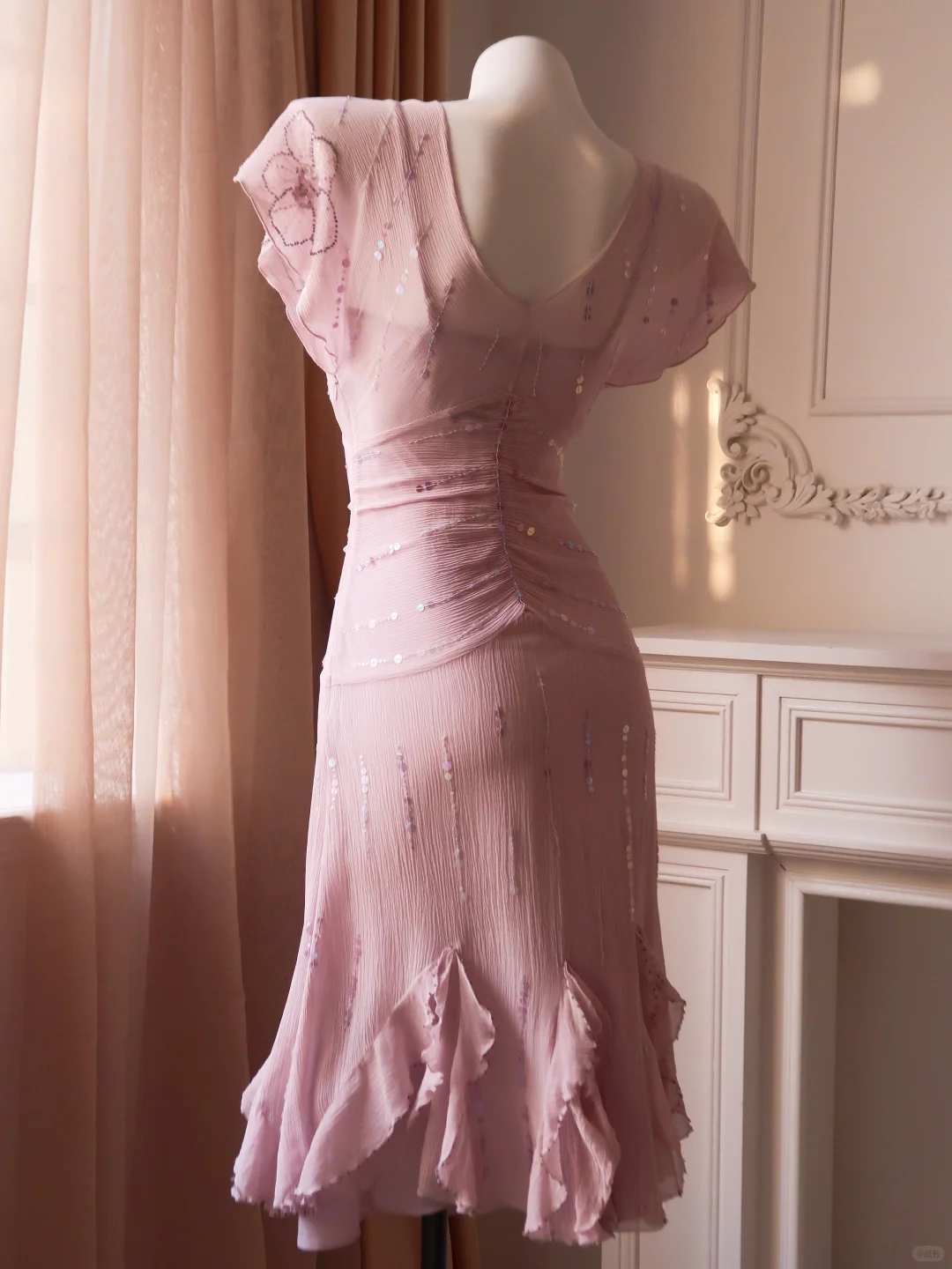 Vintage Sheath V Neck Beaded Sequin Chiffon Short Homecoming Dress SH5179