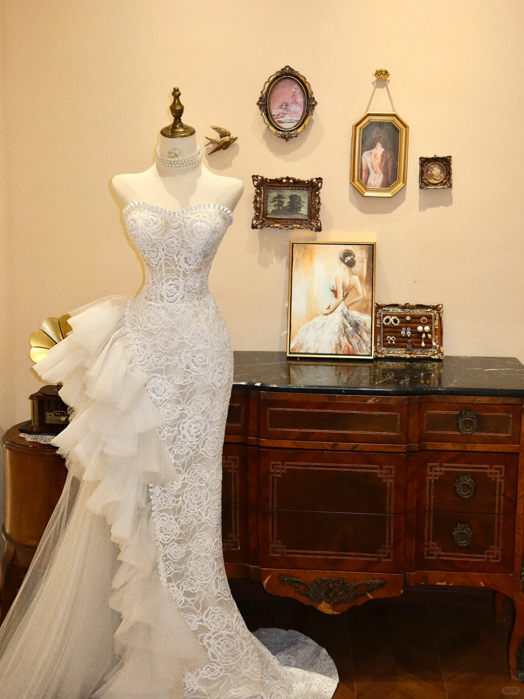 Modern Mermaid Strapless White Lace Tulle Long Prom Dress Wedding Dress SH7395