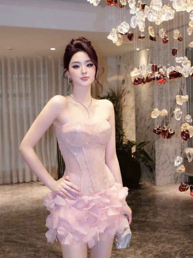 Stunning A Line Strapless Pink Sequin Chiffon Homecoming Dress Cocktail Dress SH3215