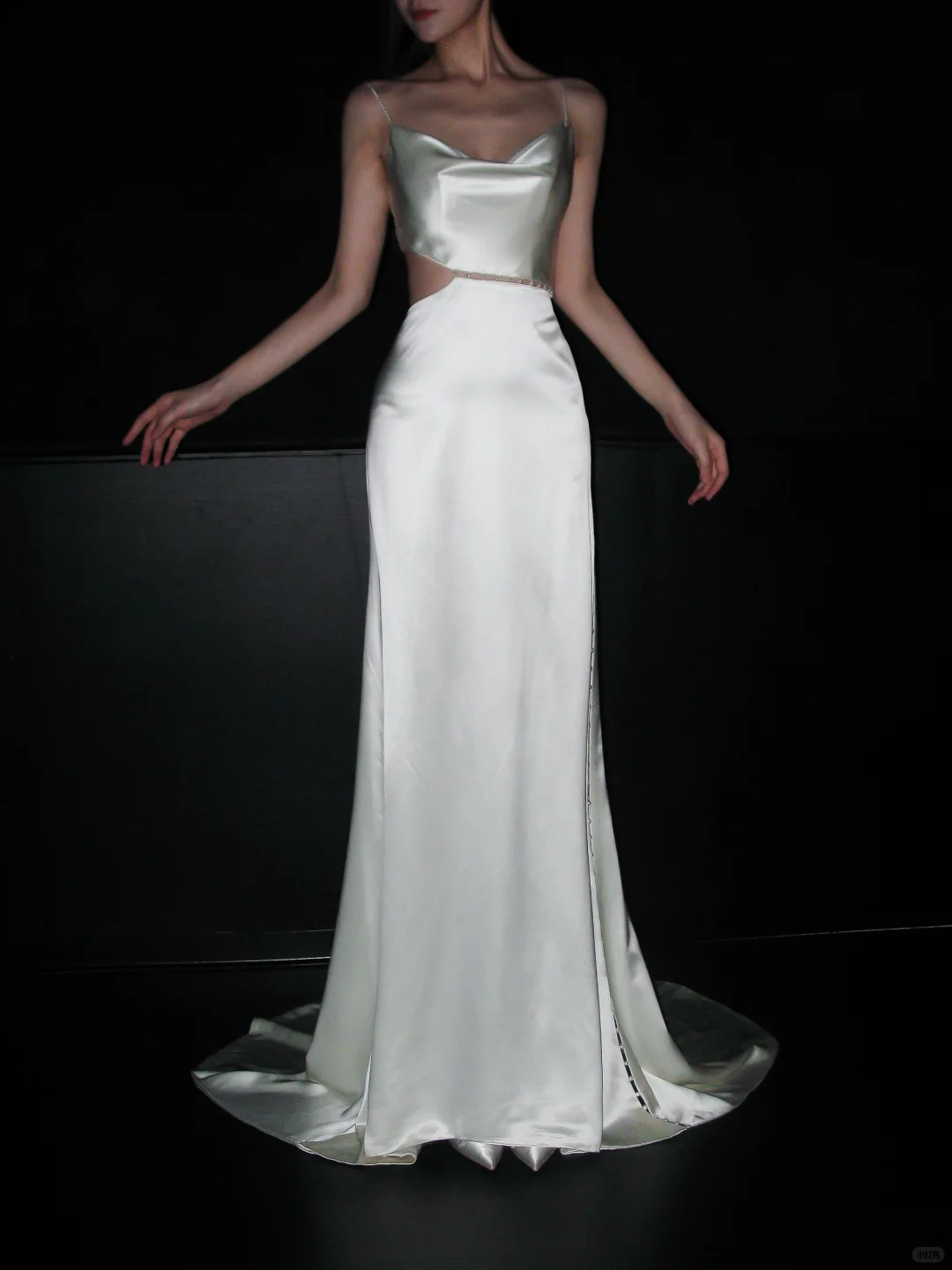 White Pearl A Line Spaghetti Strap Satin Long Wedding Dress SH5977