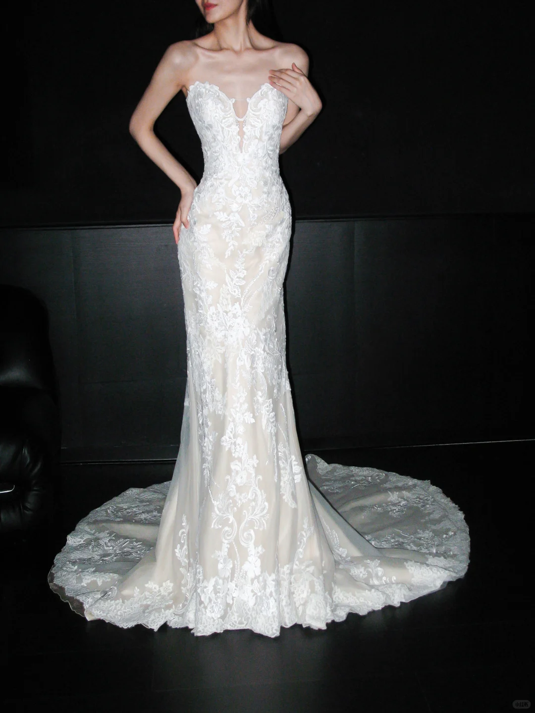 Elegant Sheath Sweetheart Neck White Lace Long Wedding Dress SH6675