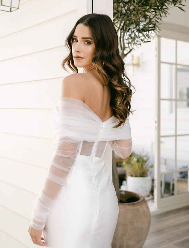 Elegant White Mermaid Long Sleeve Tulle Satin Long Sweep Wedding Dress SH4773