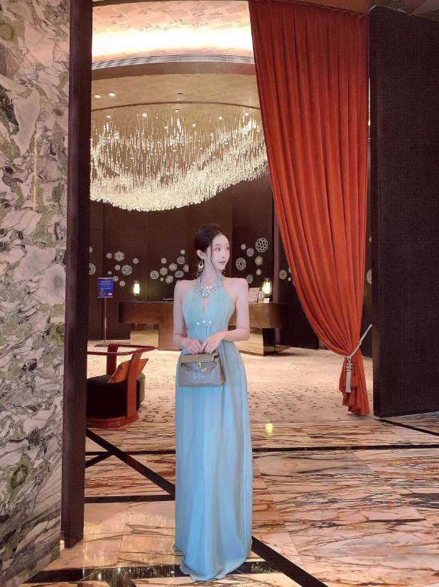 Gentle Baby Blue A Line Halter Beaded Chiffon Open Back Evening Dress Party Dress SH3482