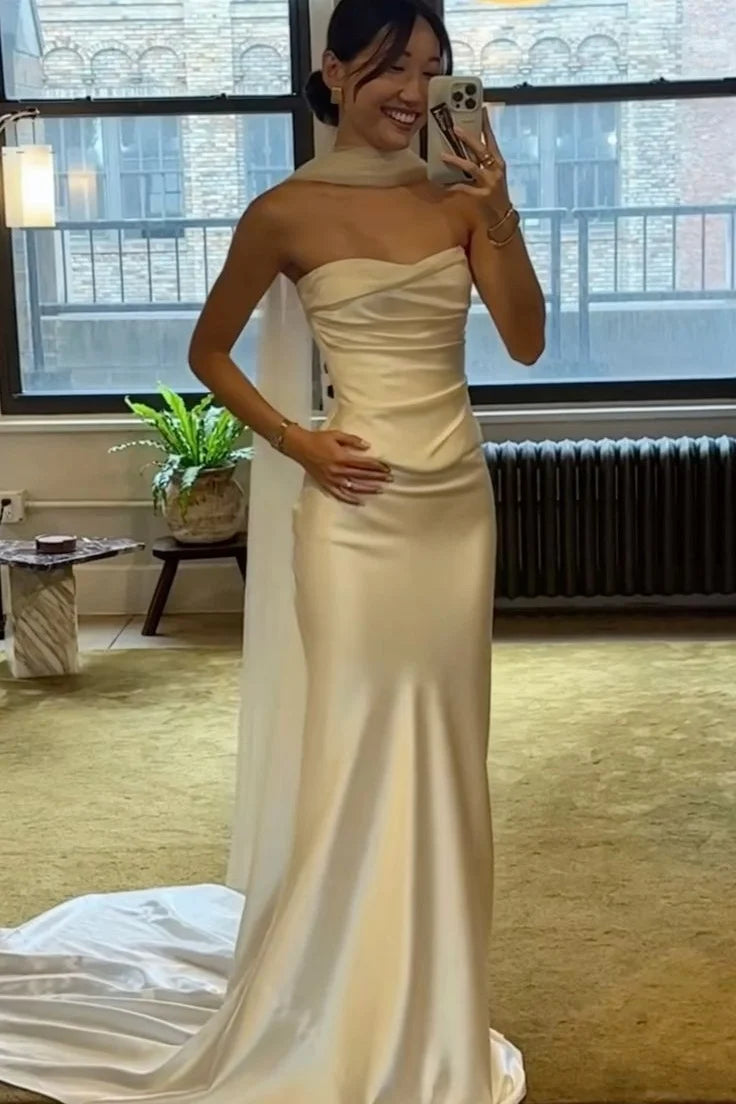 Elegant Mermaid Sweetheart White Long Party Dress with Sweep Train Scarf SH7777