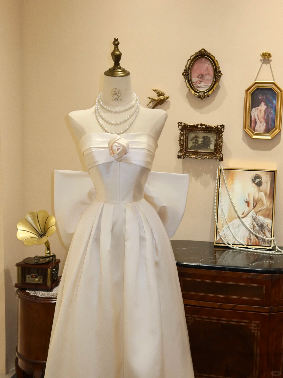 Cute White Bow A Line Strapless Satin Long Prom Dress Wedding Dress SH7400