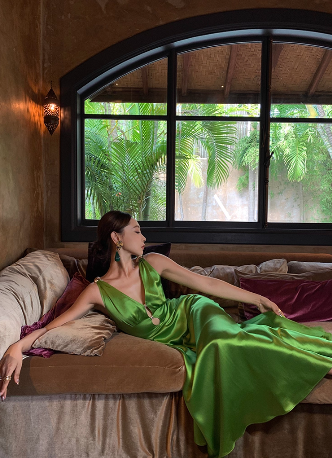 Classic Green A Line V Neck Satin Long Prom Dress Party Dress SH4031