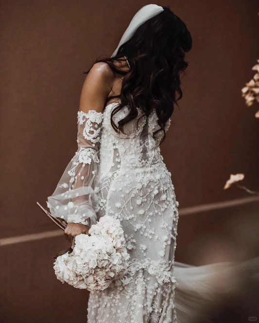 Stunning Mermaid Sweetheart Neck White Lace Wedding Dress SH4996