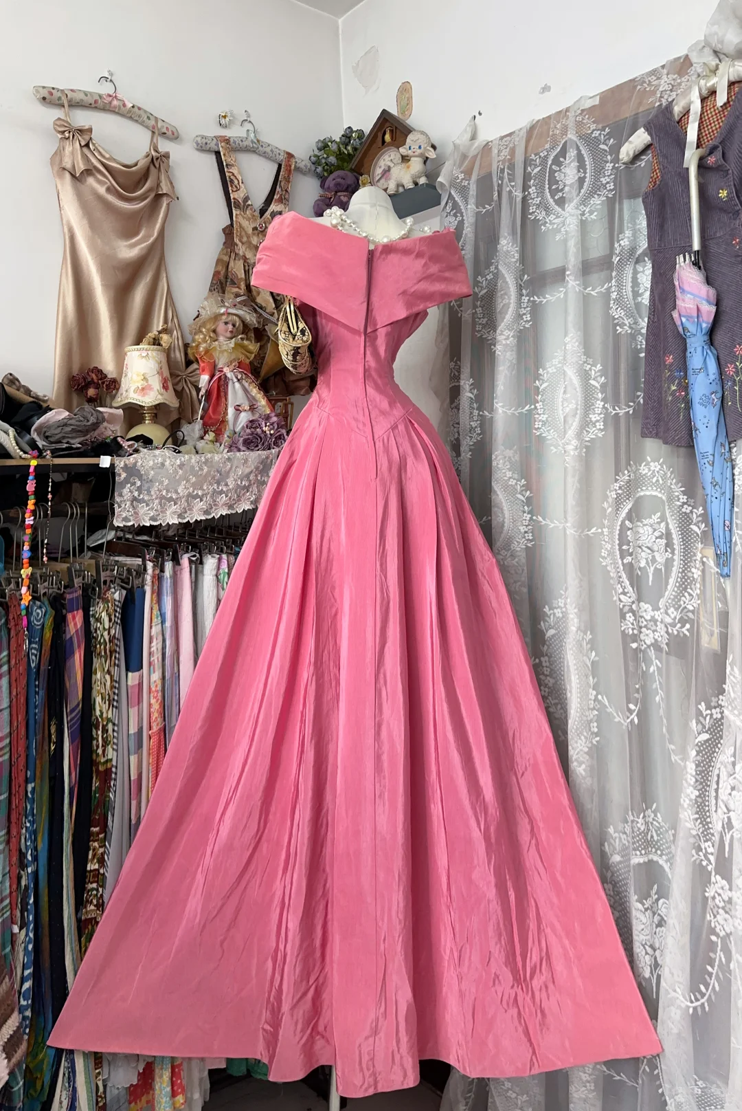 Pink Vintage A Line Off the Shoulder Bow Satin Graduation Prom Dress SH5370