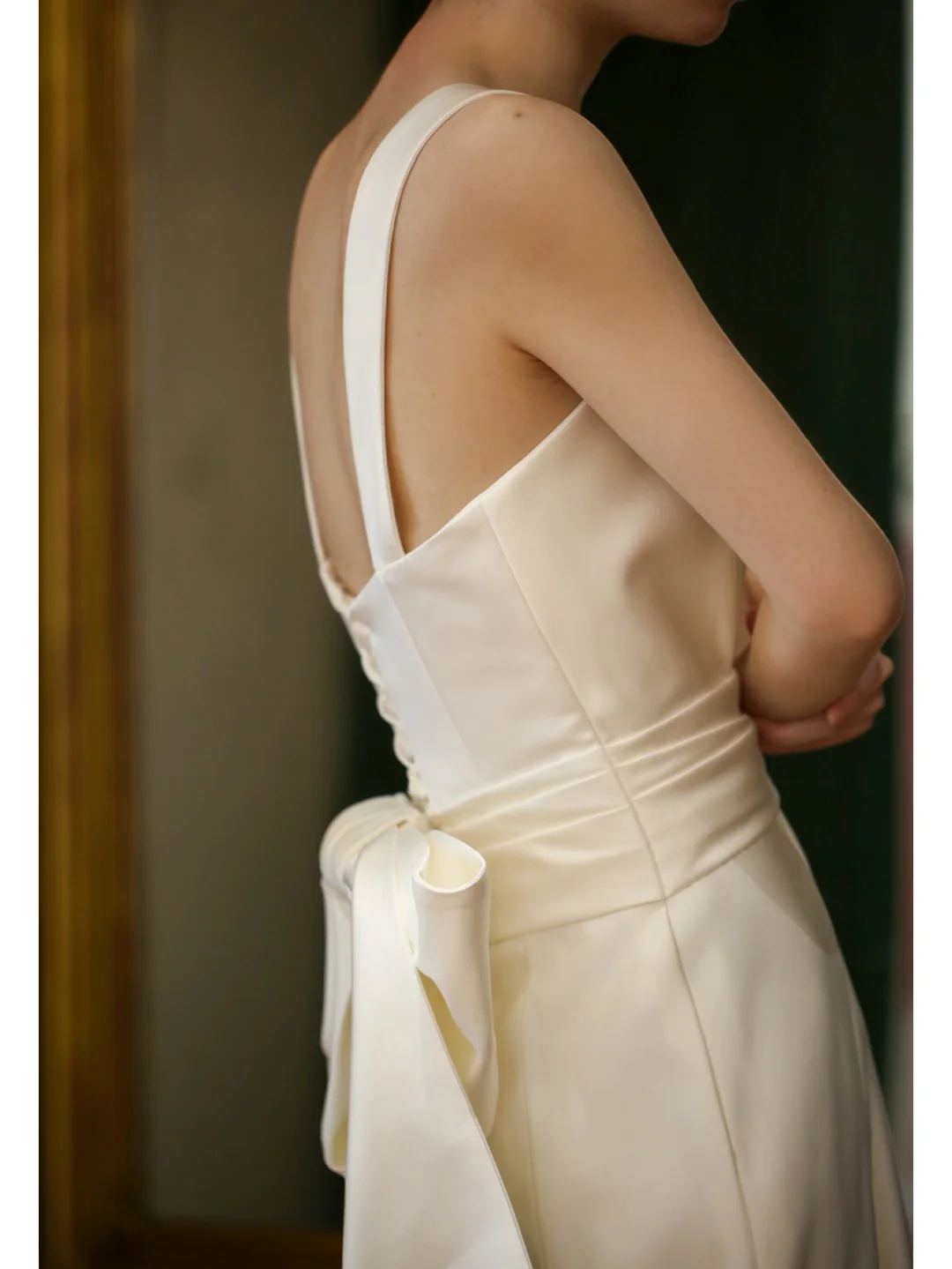 Vintage Sheath Straps Bow White Satin Wedding Dress SH5234