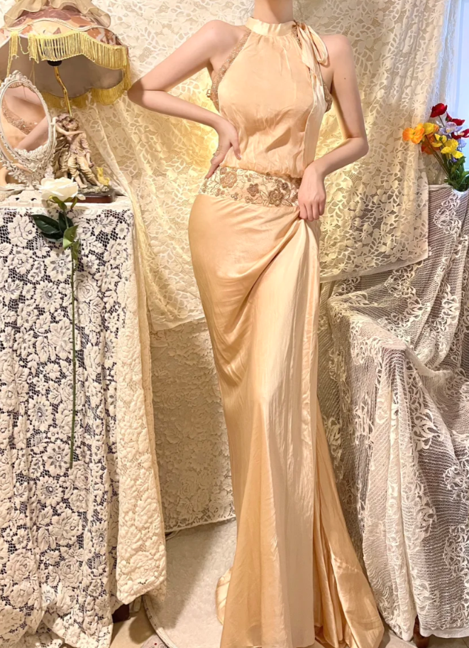 Vintage Champagne Mermaid Halter Beaded Satin Prom Dress Wedding Guest Dress SH4651