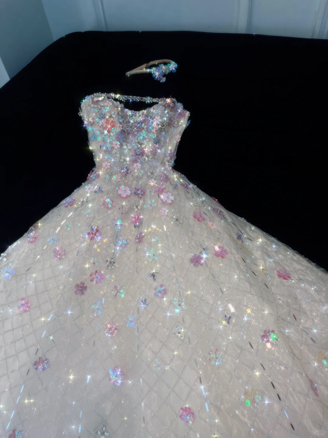 Dreamy Ball Gown Sweetheart Neck Sequin Beaded White Tulle Prom Dress 18th Birthday Dress SH4922