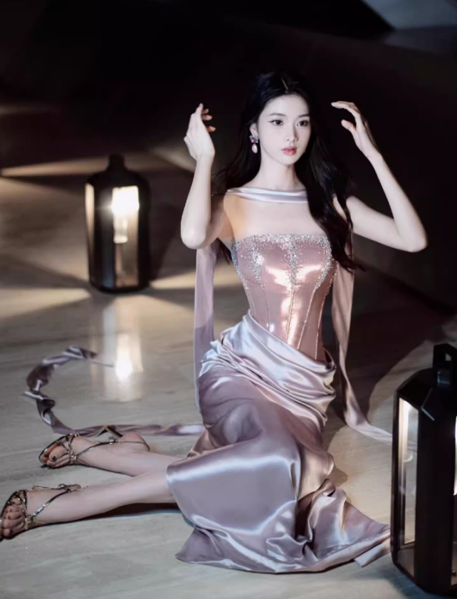 Purple Exquisite Beaded Sheath Strapless Corset Satin Prom Dress Party Dress with Slit SH3759