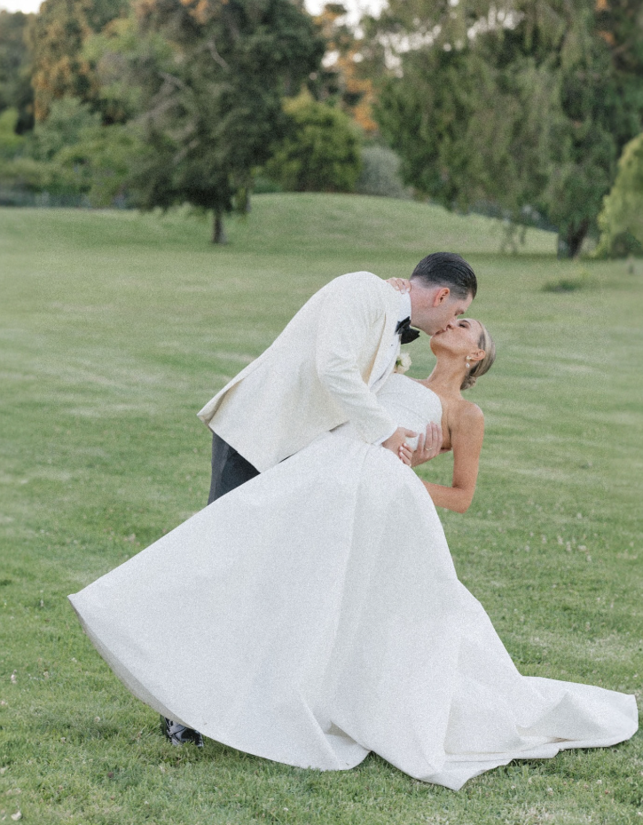 Pretty Ball Gown Strapless Simple White Satin Long Wedding Dress SH4144