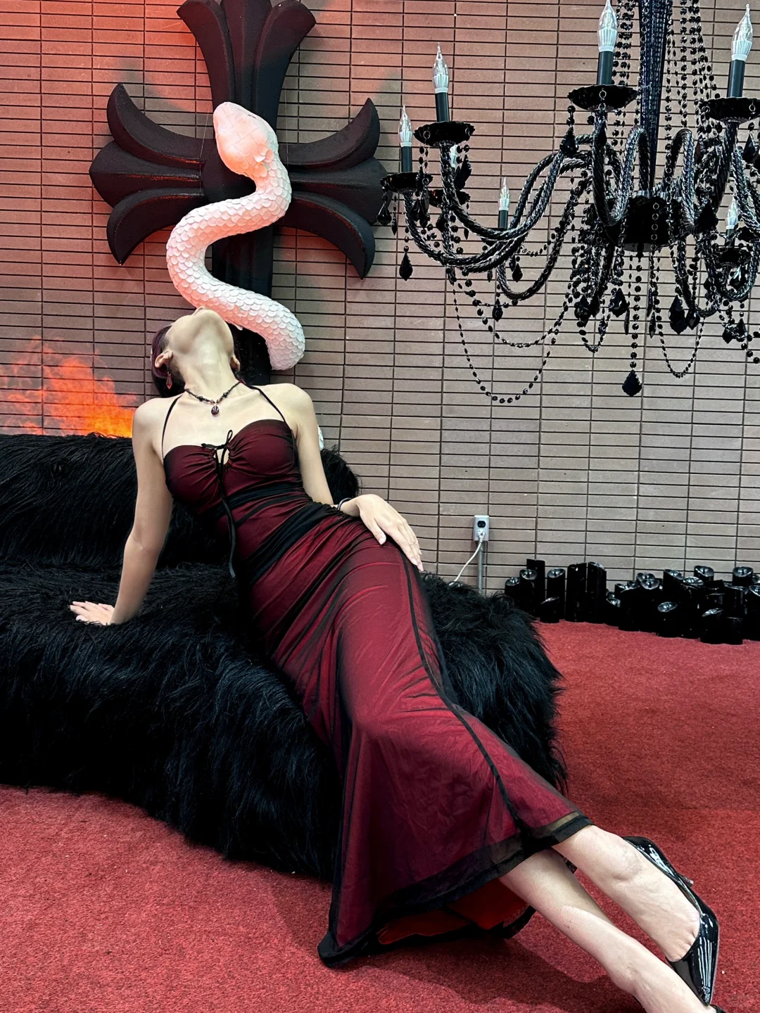 Classic Sexy Sheath Halter Black Chiffon Red Satin Open Back Long Evening Dress Party Dress SH3486