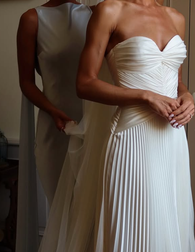 Unique A Line Sweetheart Neck Pleated White Satin Wedding Dresses SH4703