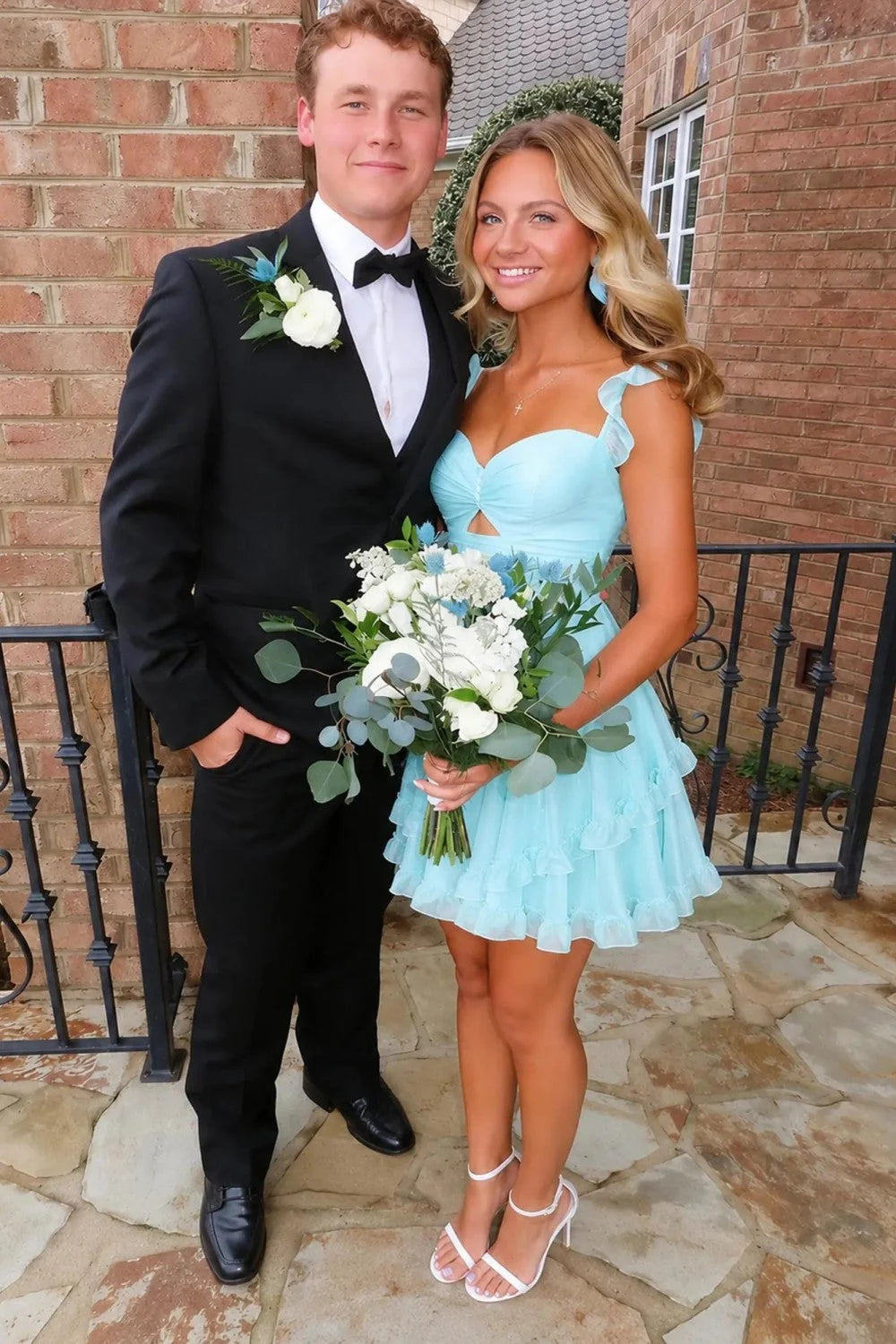 Romantic A Line Sweetheart Light Blue Short Homecoming Dress with Ruffles SH7490