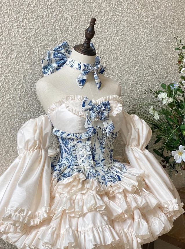Cute Ball Gown Long Sleeve Print Floral Layered Satin Short Prom Dress Homecoming Dress SH6442