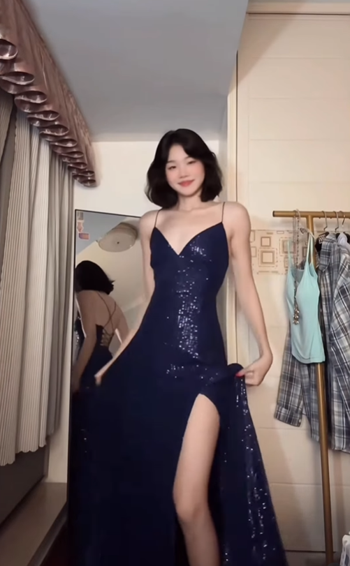 Dark Navy Blue A Line Spaghetti Straps Sequin Prom Dress Party Dress with Slit SH5057