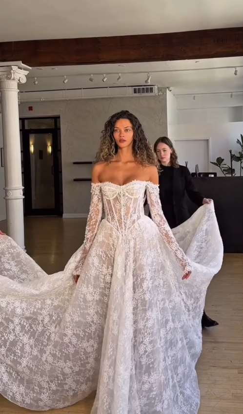 Stunning Ball Gown Long Sleeve Pearl White Lace Long Sweep Wedding Dress SH4776