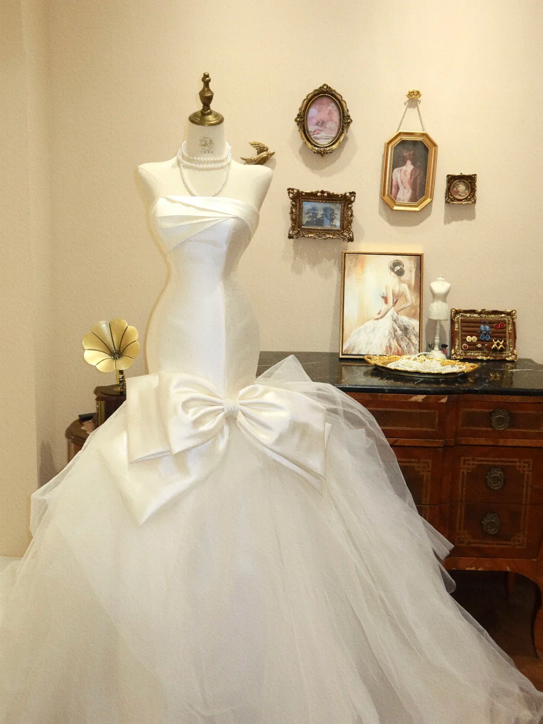 High-class Mermaid Strapless White Tulle Satin Long Prom Dress Wedding Dress SH7390