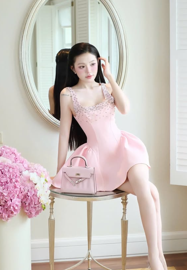 Pink A Line Strap Rhinestone Satin Short Homecoming Dress SH4783