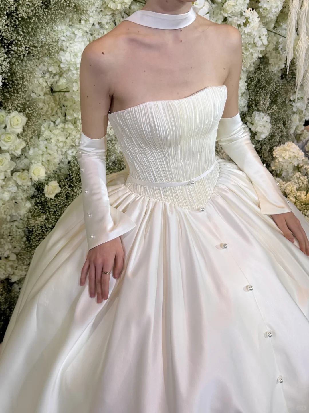 Classic Simple Ball Gown Strapless White Satin Long Sweep Wedding Dress SH5280