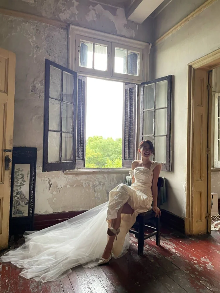 Simple Vintage Sheath Straps Pleated Satin Tulle Wedding Dress SH5074
