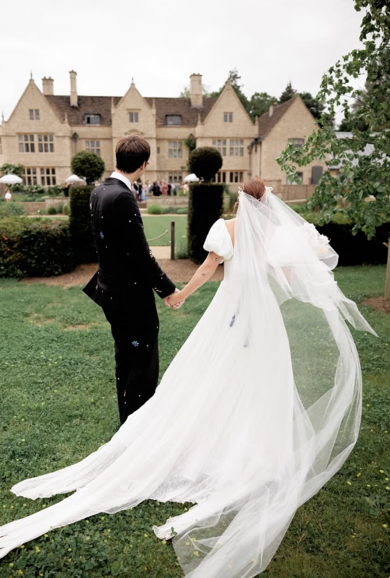 Cute A Line Puff Sleeve Pleated White Tulle Long Wedding Dress SH8257